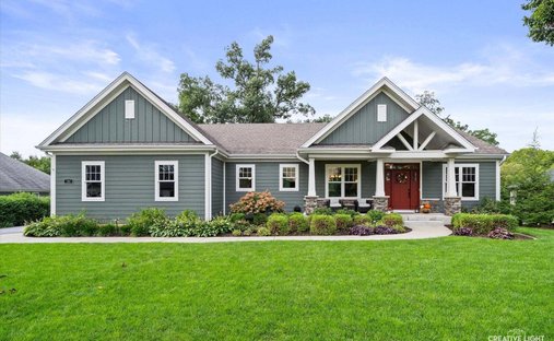 House in South Elgin, Illinois, United States 1