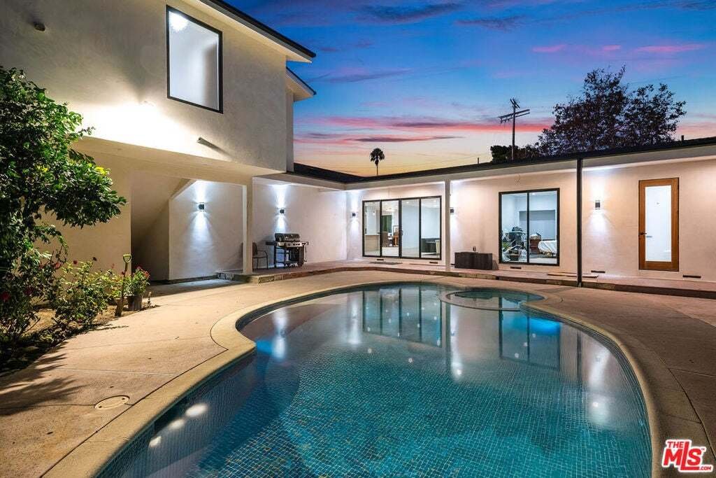 House in Los Angeles, California, United States 4 - 18942127