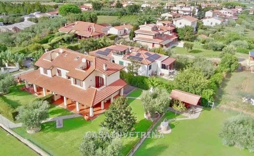 Villa in Centro, Grosseto, Tuscany 1