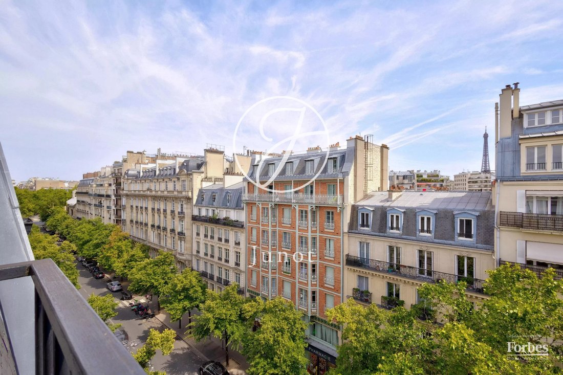 Apartment in Porte Dauphine, Paris 16e Arrondissement, Paris 2 - 18940093