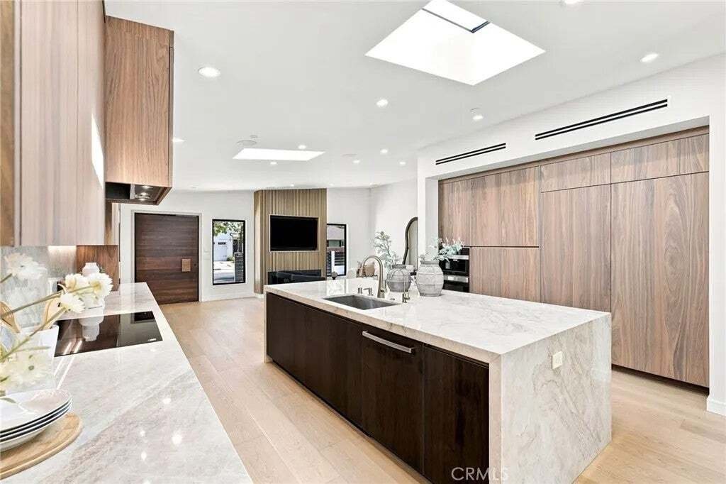 House in Los Angeles, California, United States 3 - 18478280