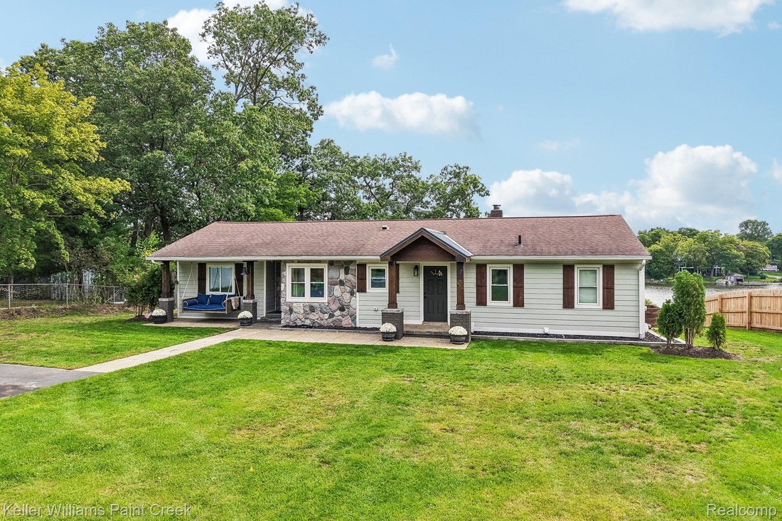 House in Clarkston, Michigan, United States 1 - 18942754
