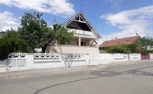 House in Vieux Village, Fontaine-les-Dijon, France 1