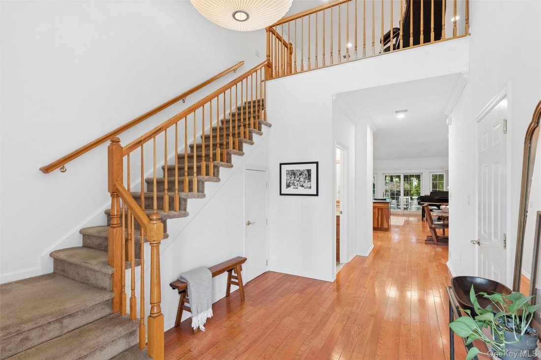 House in Port Washington, New York, United States 5 - 18945144