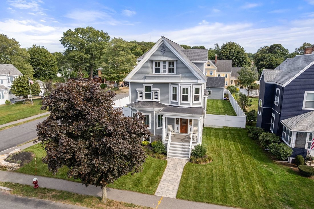 House in Milton, Massachusetts, United States 2 - 18941627