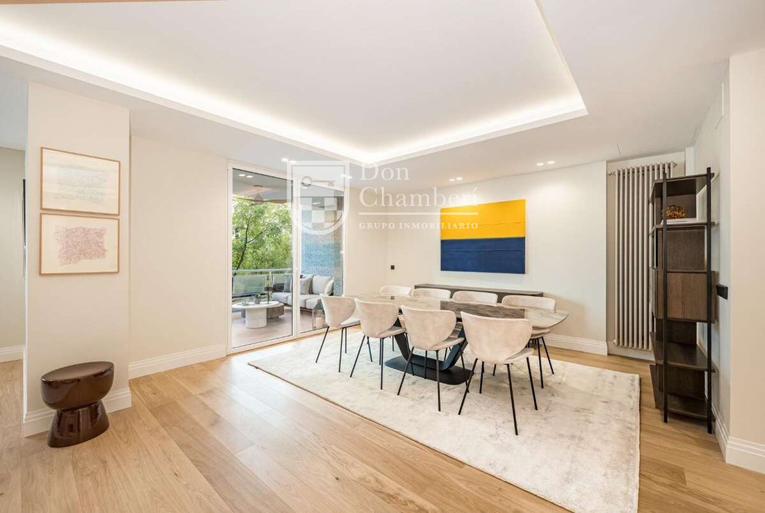 Apartment in Chamberi, Madrid, Spain 4 - 18939839