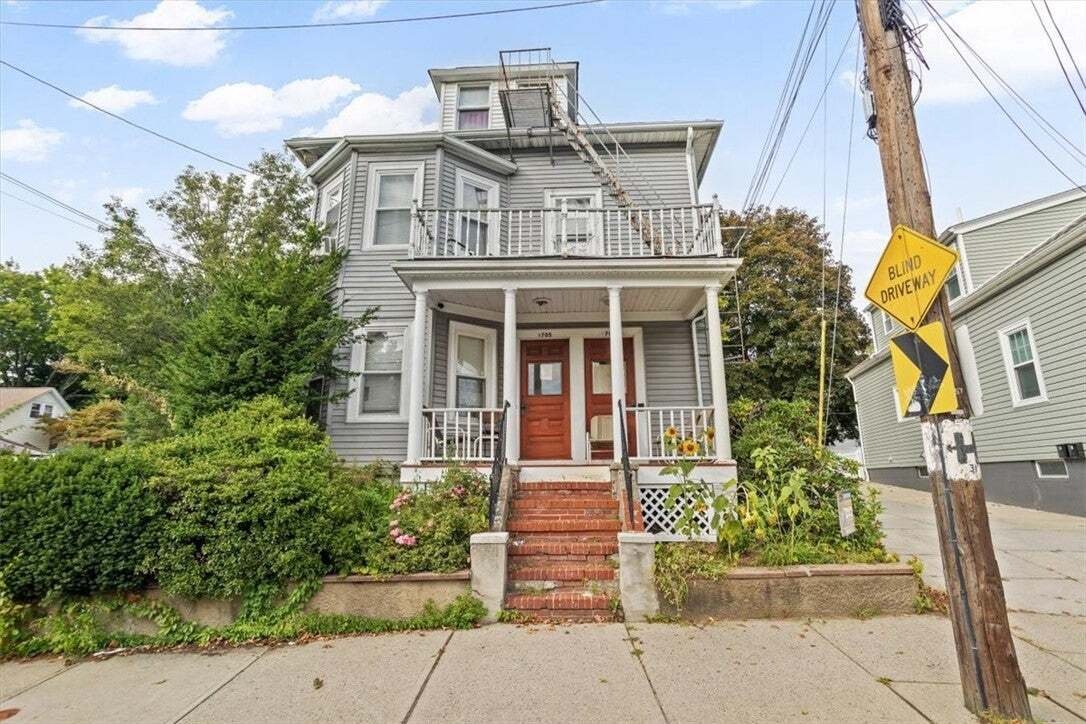Providence, Rhode Island, United States 1 - 18942032