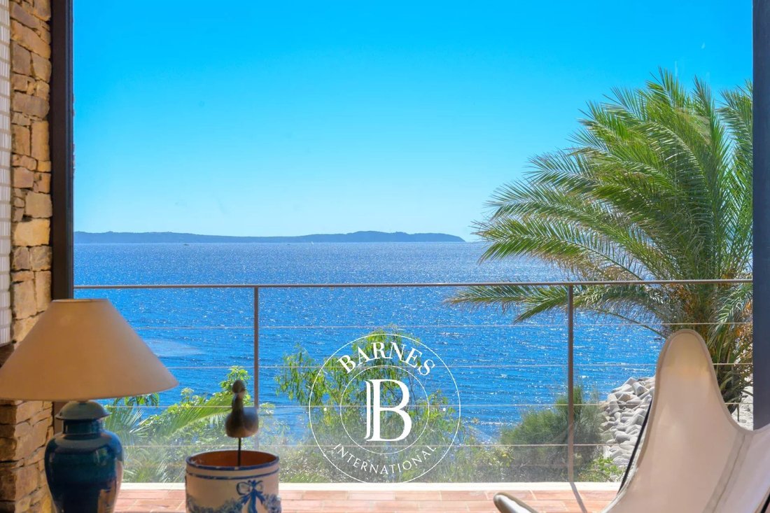 Villa in French Riviera, Provence-Alpes-Côte d'Azur, France 5 - 18942087