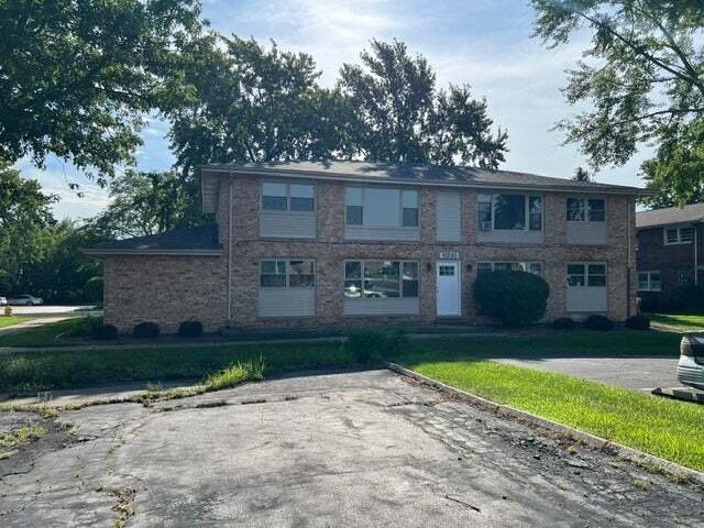 Orland Park, Illinois, United States 1 - 18943136