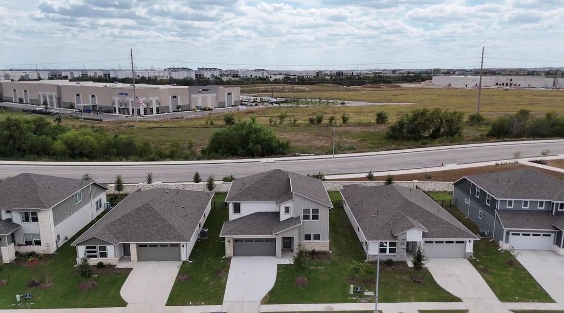 House in Pflugerville, Texas, United States 3 - 18942666