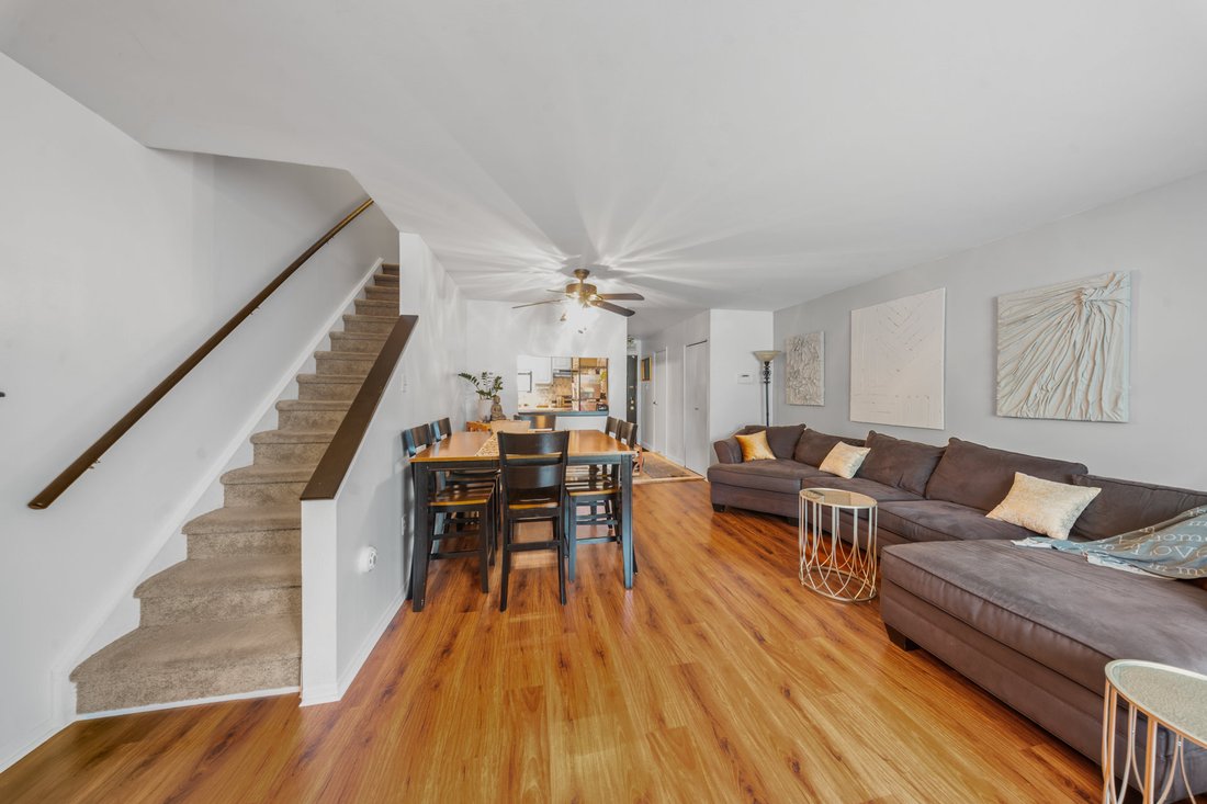 House in New York, New York, United States 4 - 18943739