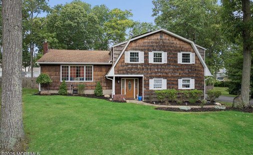 House in Tinton Falls, New Jersey, United States 1