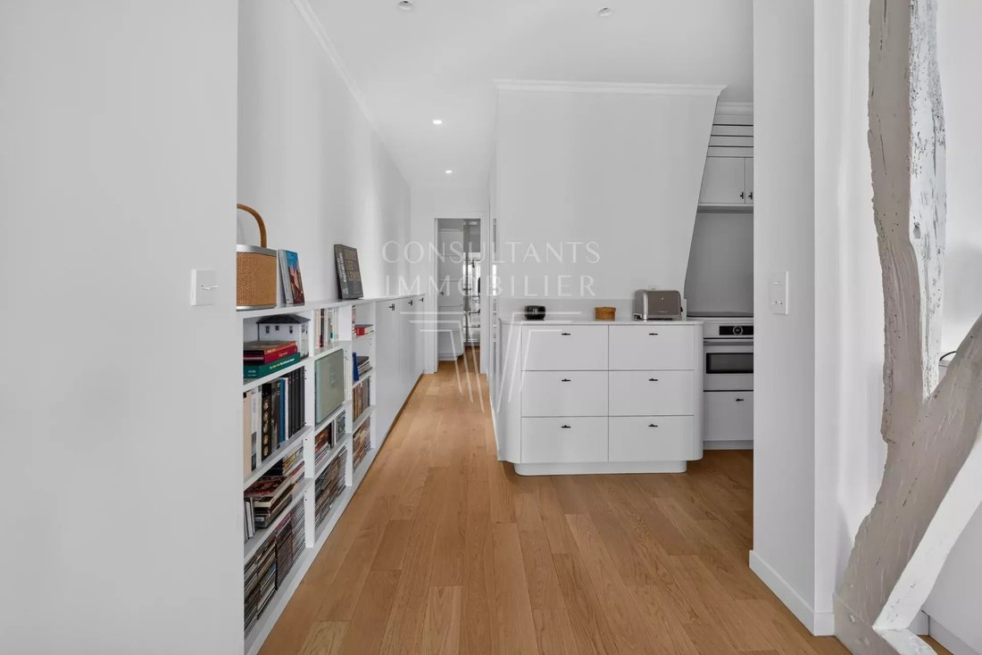 Apartment in Monnaie, Paris 6e Arrondissement, Paris 5 - 18940308