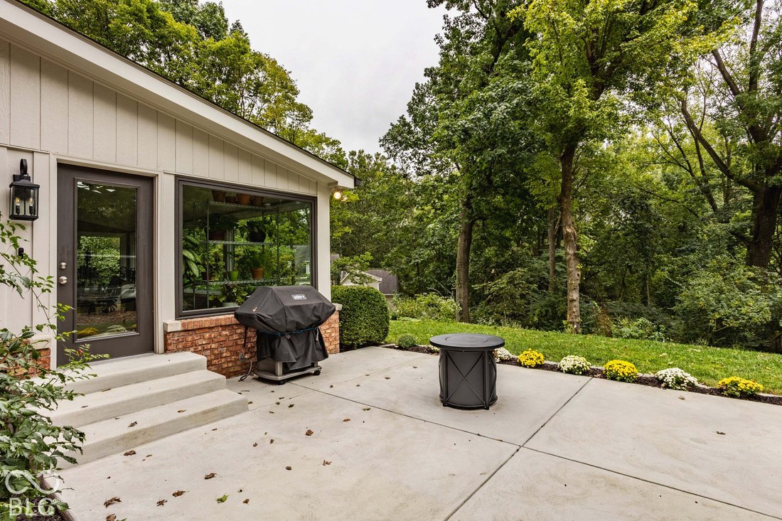 House in Indianapolis, Indiana, United States 5 - 18942085