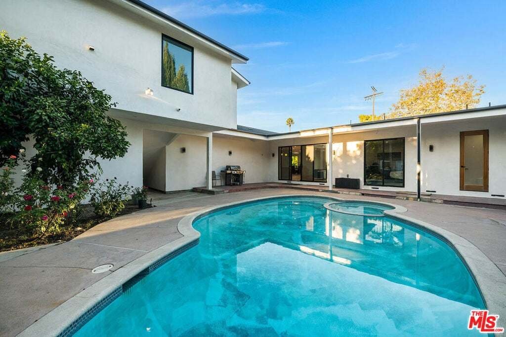 House in Los Angeles, California, United States 5 - 18942127