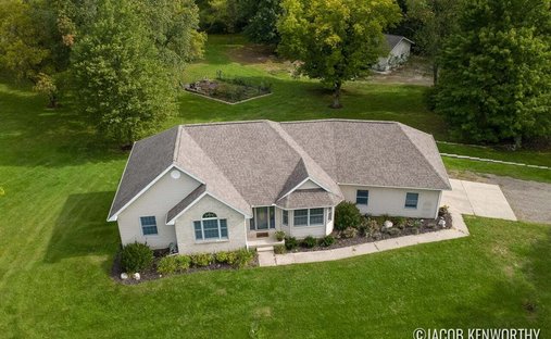 House in Lowell, Michigan, United States 1