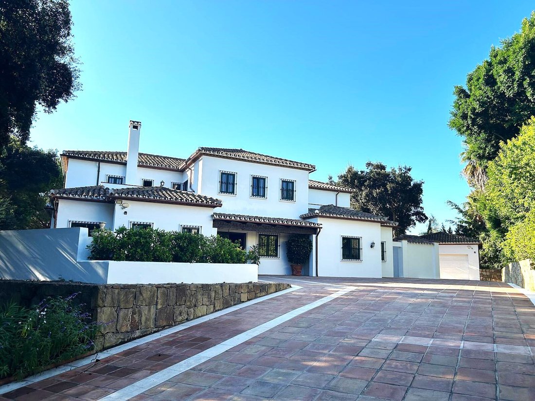 Villa in Sotogrande, San Roque, Andalusia 1 - 17474085