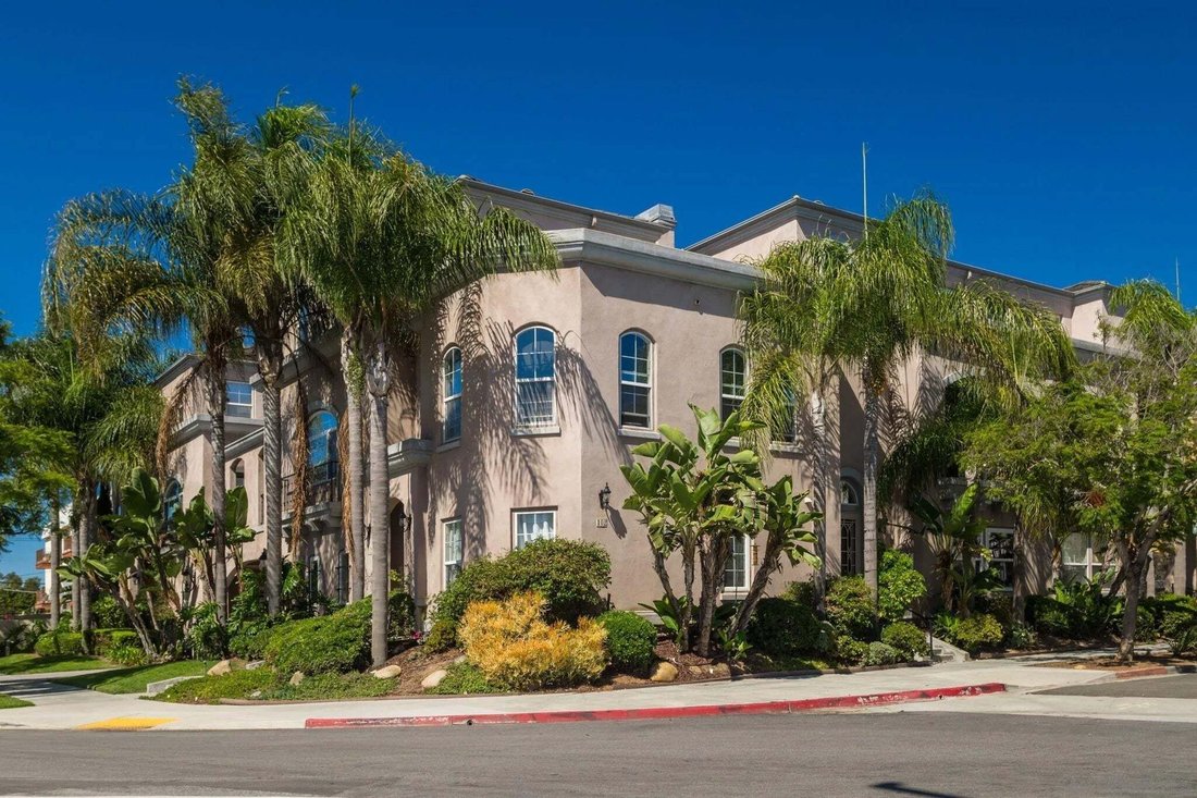 Townhouse in San Diego, California, United States 2 - 18943215