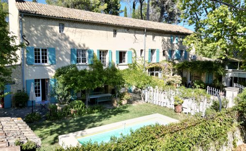 House in Le Village, Sarrians, France 1