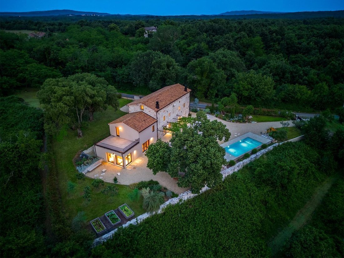 Villa in Labin, Istria County, Croatia 1 - 18935841