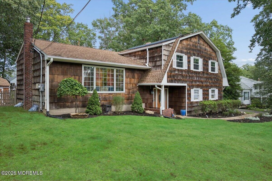 House in Tinton Falls, New Jersey, United States 2 - 18939345