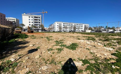Land in Loule (Sao Clemente), Algarve, Portugal 1