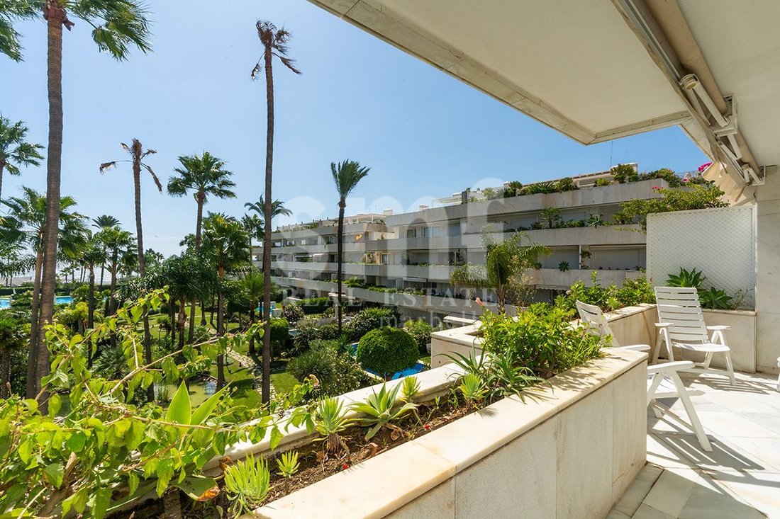 Apartment in Puerto Banus, Marbella, Spain 3 - 18940180