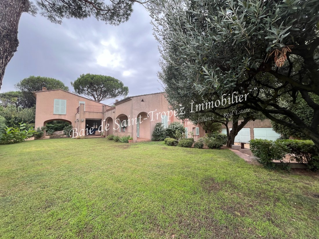 Villa in Zone Ouest Urbaine, Saint-Tropez, France 3 - 18943644