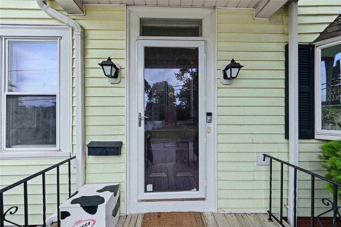 House in Pawtucket, Rhode Island, United States 2 - 18942023