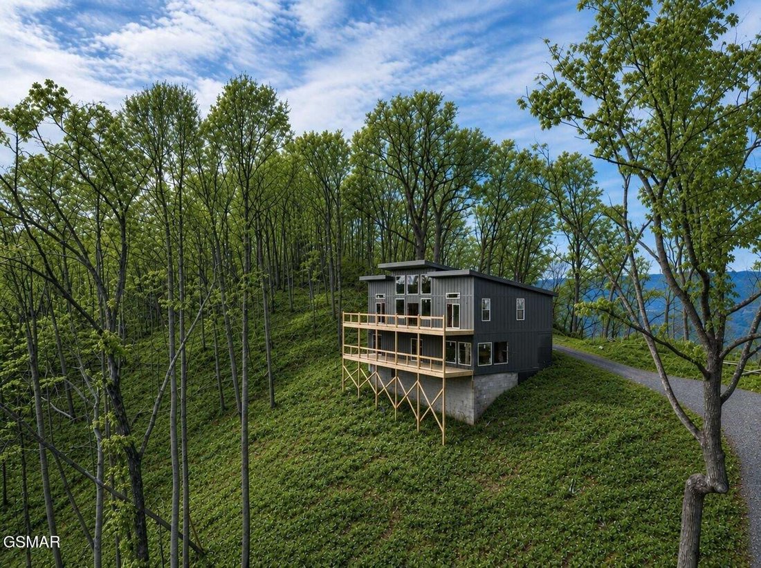 House in Sevierville, Tennessee, United States 1 - 18942499