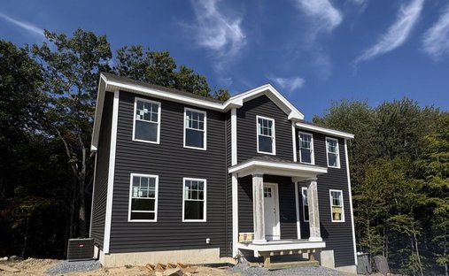 House in Candia, New Hampshire, United States 1