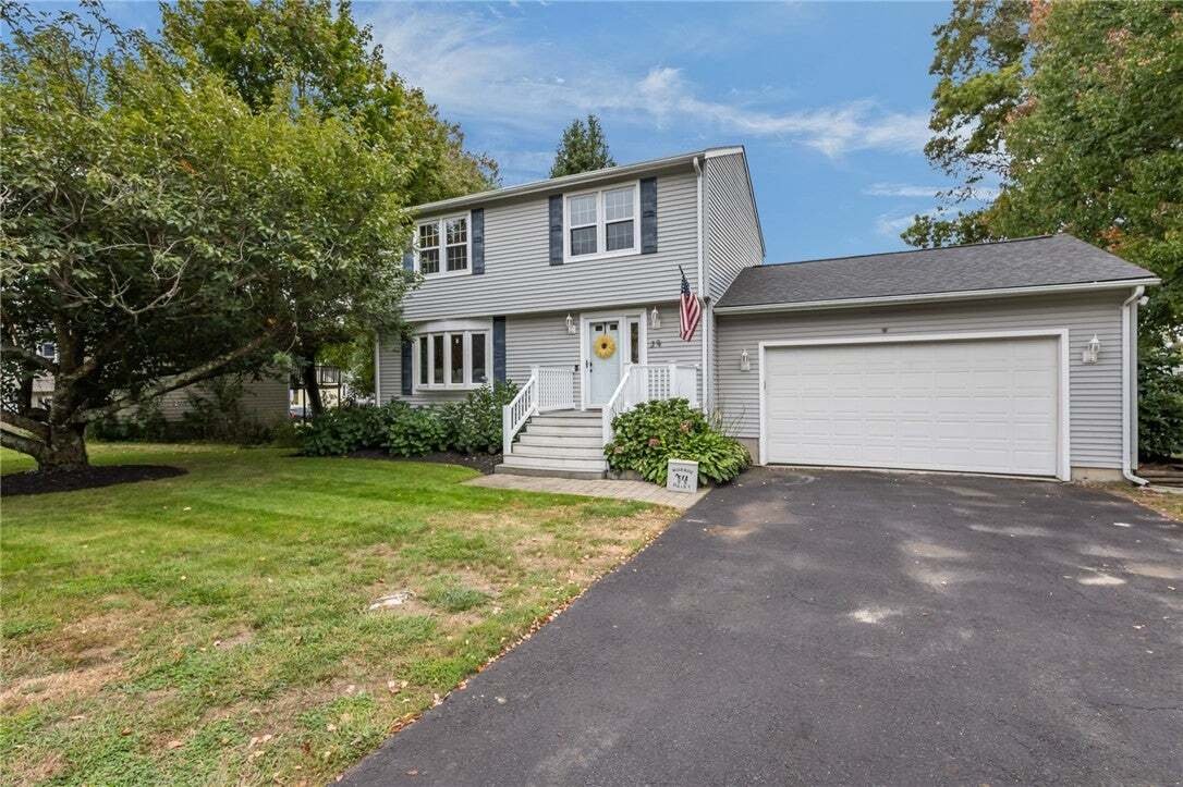 House in Cumberland, Rhode Island, United States 1 - 18942030