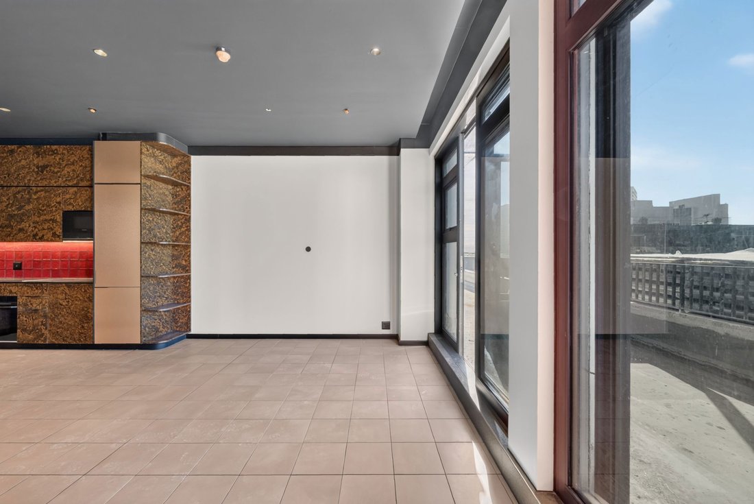 Apartment in City Centre, City Bowl, Cape Town 5 - 18941978