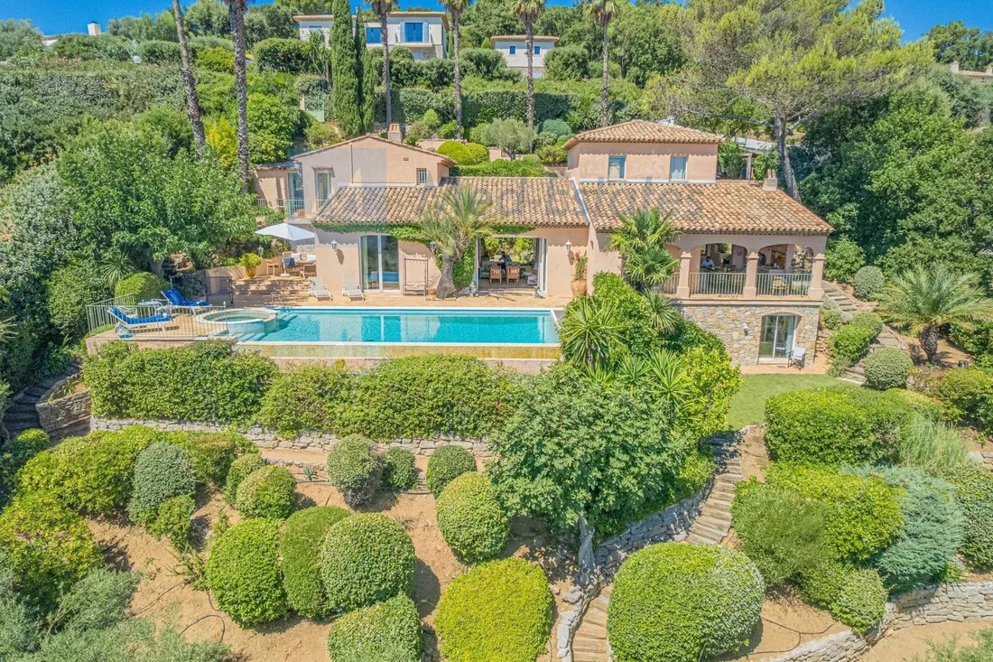 Villa à Grimaud, Provence-Alpes-Côte d'Azur, France 1 - 16534397
