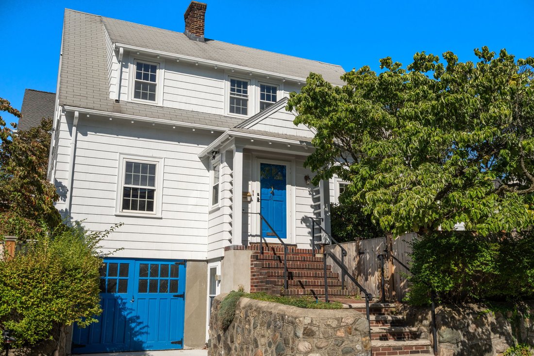 House in Medford, Massachusetts, United States 2 - 18941686