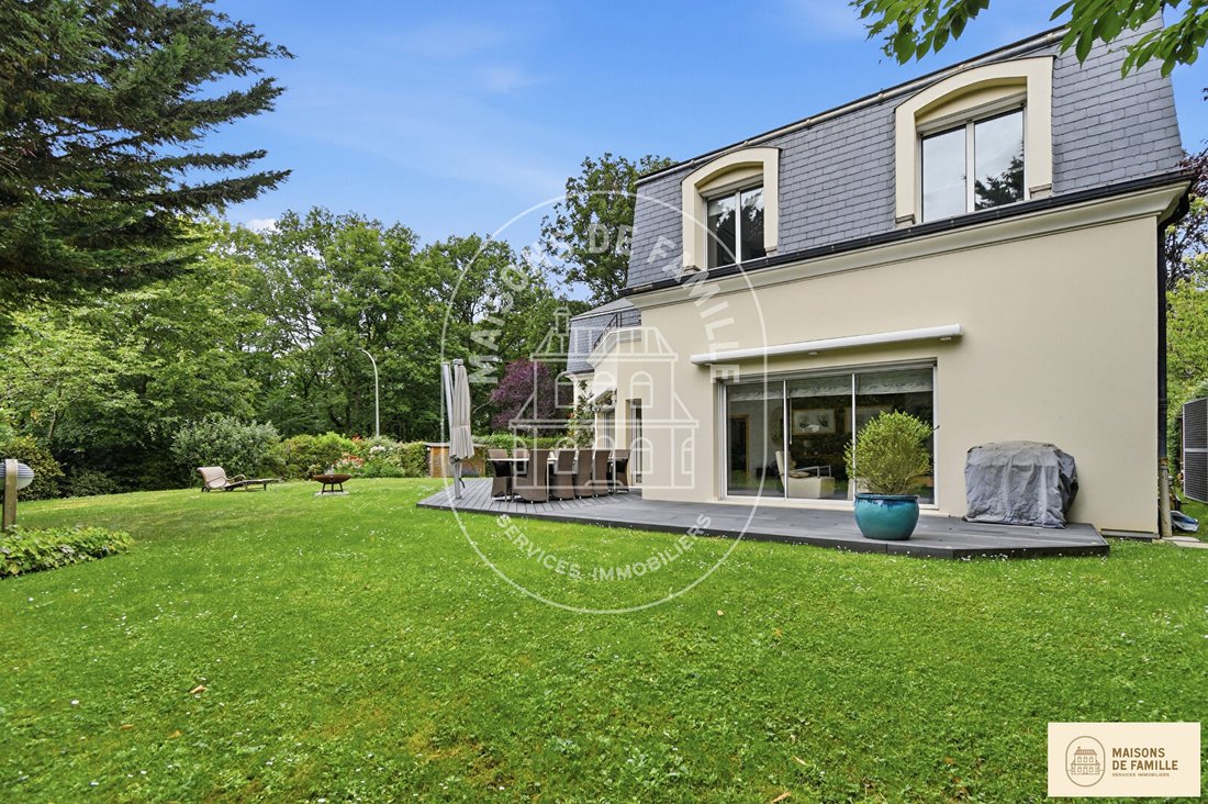 Villa in La Châtaigneraie-La Feuillaume Sud, La Celle-Saint-Cloud, France 2 - 18941138