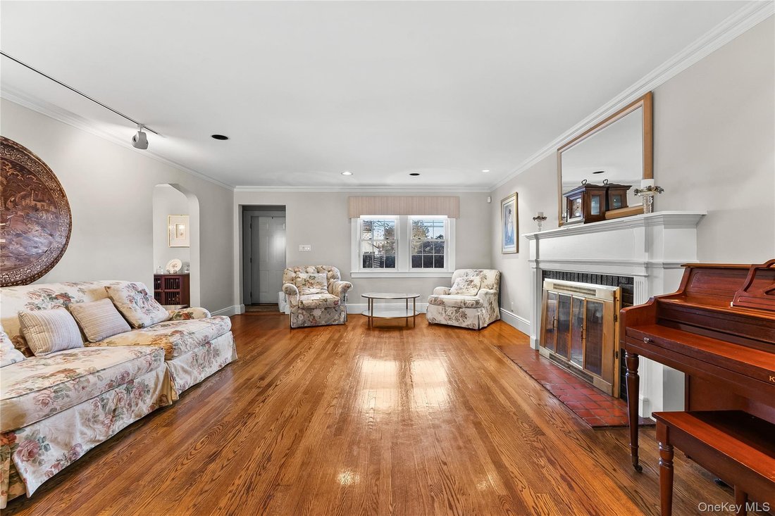 House in New York, New York, United States 3 - 18939477