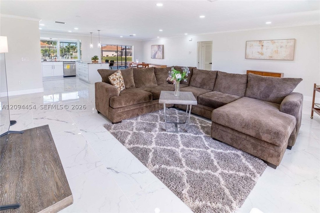 House in Cape Coral, Florida, United States 4 - 18943040