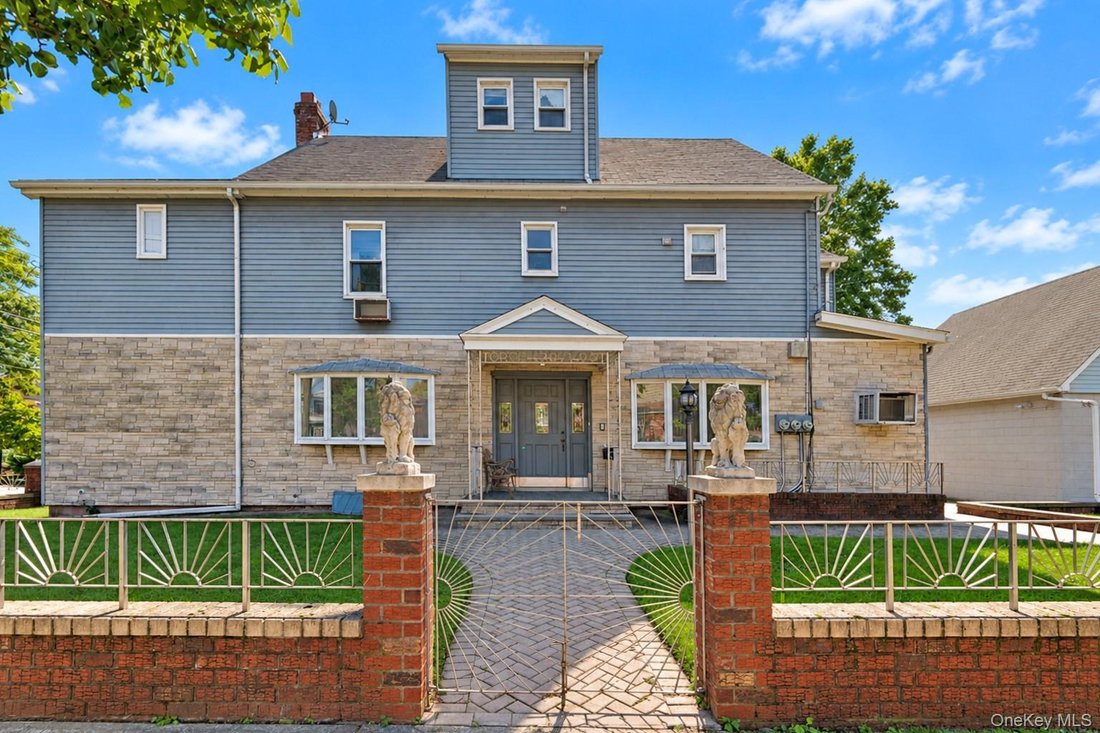 House in New York, New York, United States 1 - 18939488