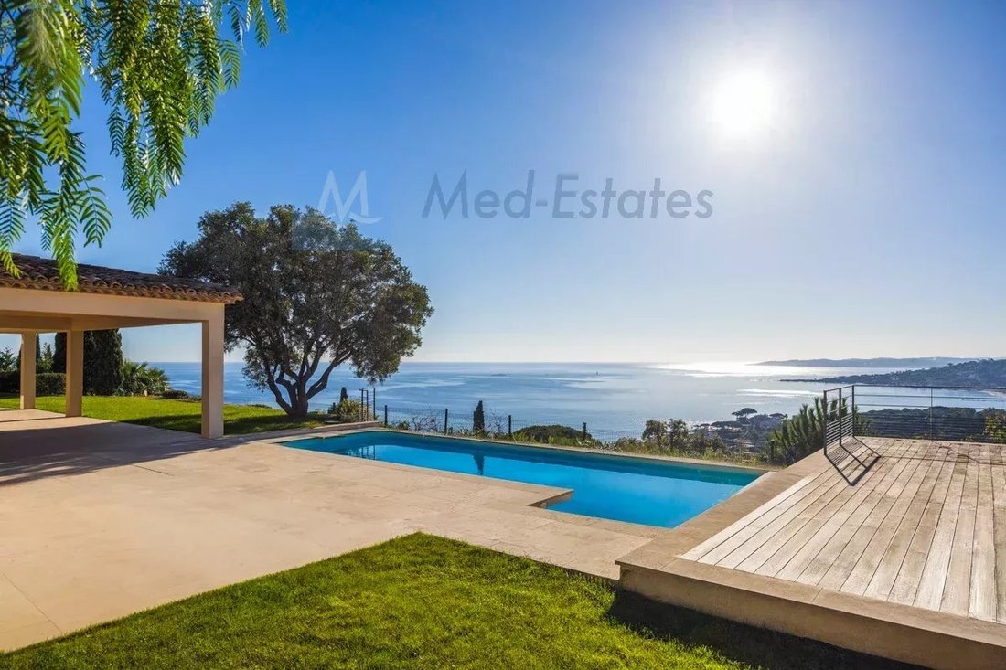 Villa in Basse Suane-Les Virgiles, Sainte-Maxime, France 1 - 16816019