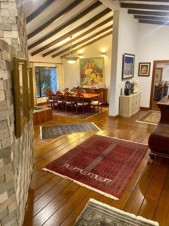 House in Quito, Pichincha, Ecuador 2 - 18941512