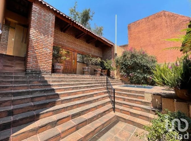 House in Mexico City, Mexico 2 - 18940064