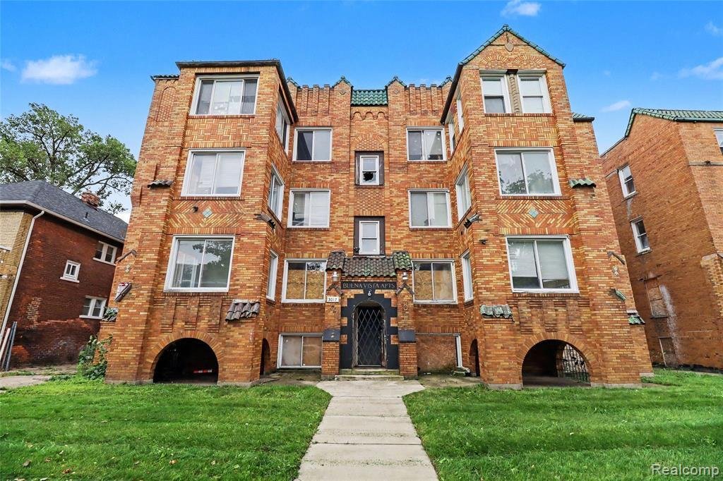 Detroit, Michigan, United States 2 - 18943423