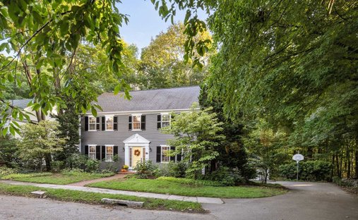 House in Belmont, Massachusetts, United States 1