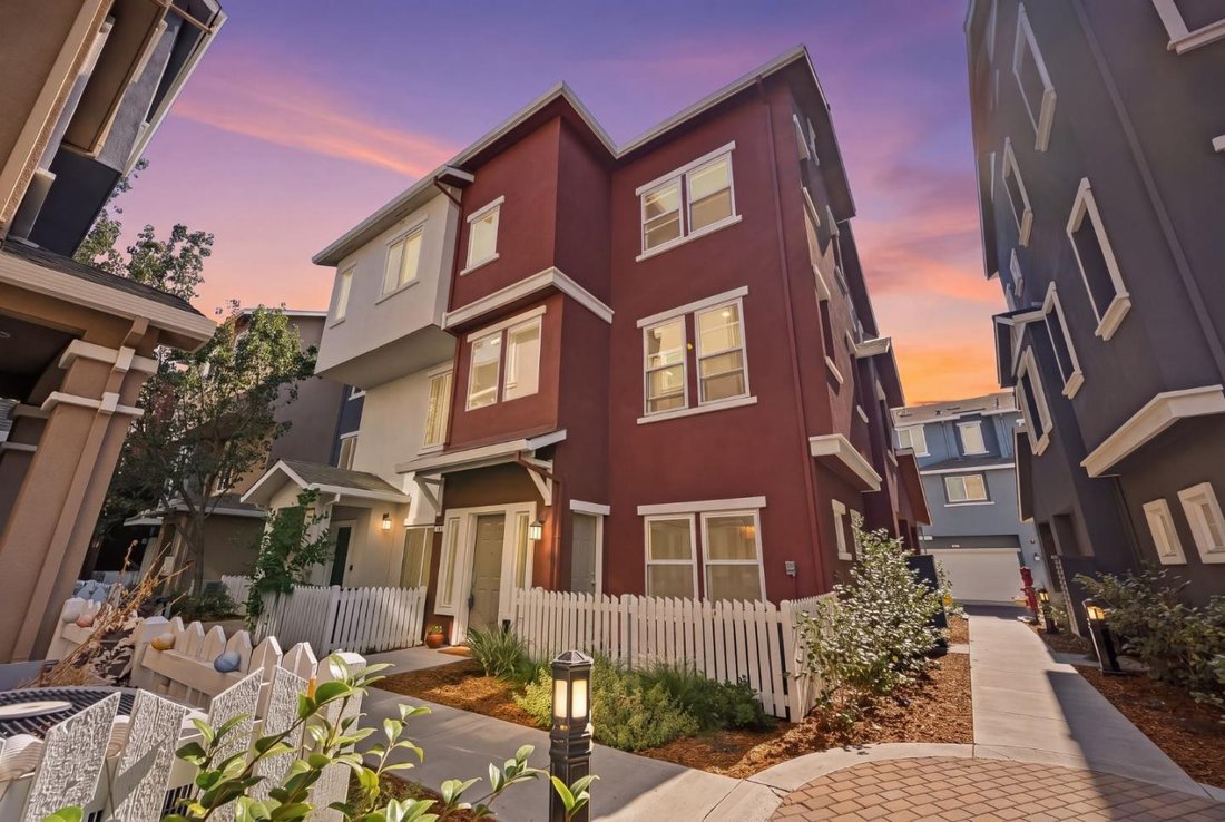 Townhouse in San Jose, California, United States 1 - 18942555