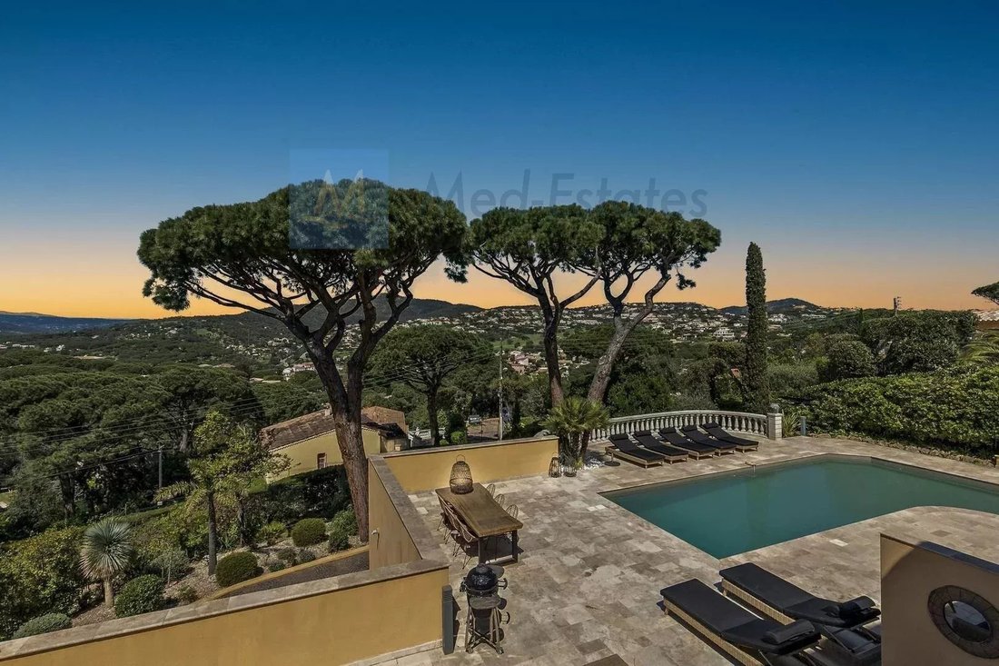 Villa in Ville-Les Saquedes-Le Bouillonnet, Sainte-Maxime, France 1 - 16501760