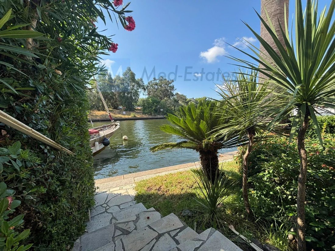 Apartment in Port Grimaud, Grimaud, Provence-Alpes-Côte d'Azur 3 - 16389541
