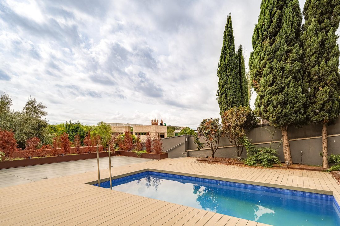 Villa in Sarrià-Sant Gervasi, Barcelona, Spain 5 - 18939774