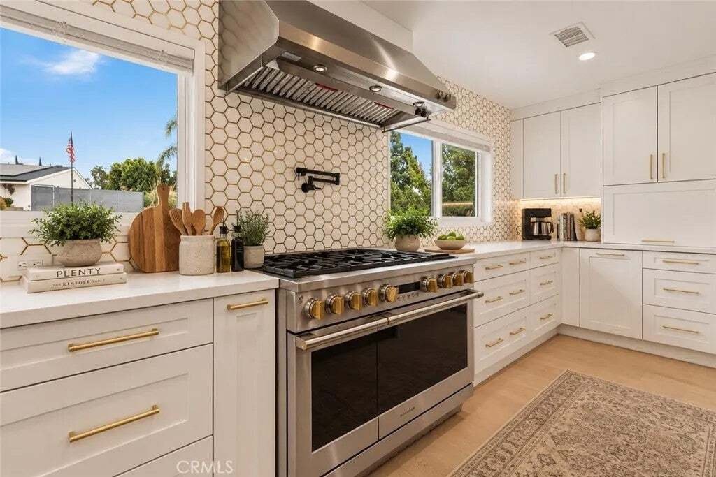 House in Los Angeles, California, United States 4 - 18943250