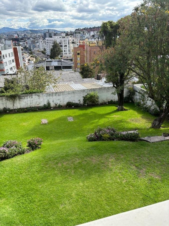 Land in Quito, Pichincha, Ecuador 2 - 18941522